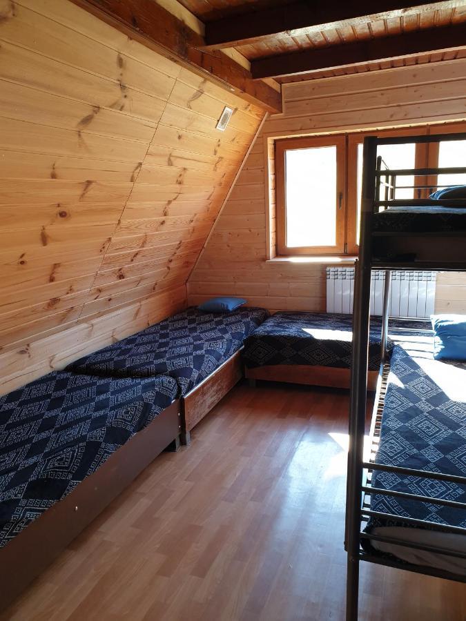 Bacowka Pttk Jaworzec Hostel Wetlina Εξωτερικό φωτογραφία