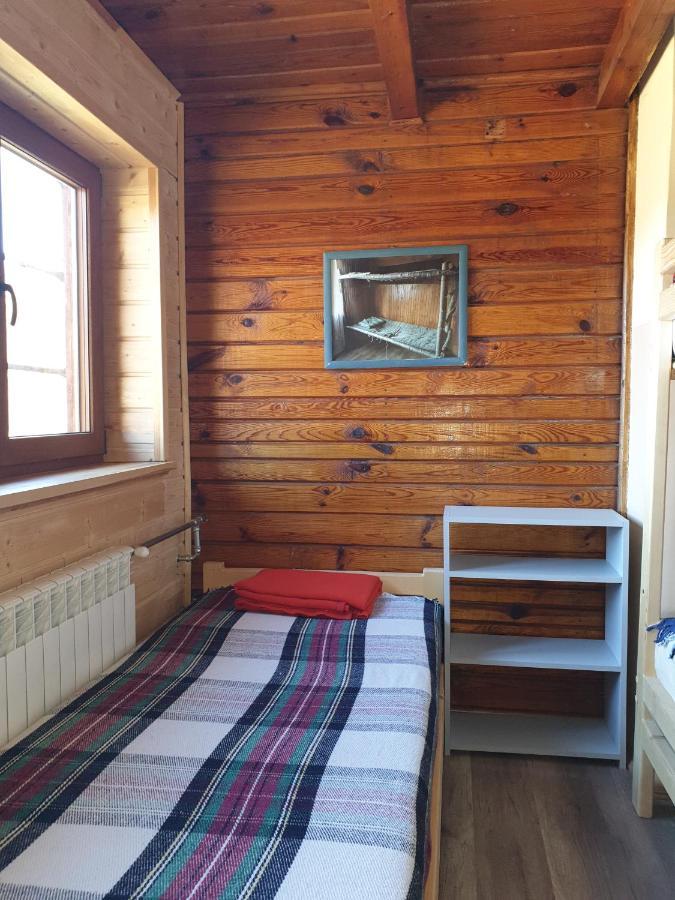 Bacowka Pttk Jaworzec Hostel Wetlina Εξωτερικό φωτογραφία