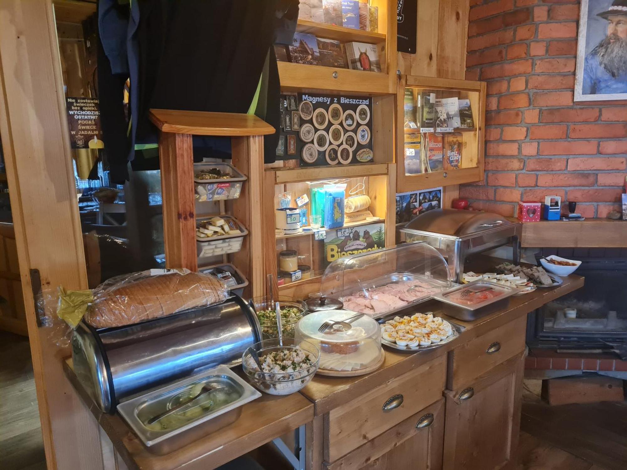 Bacowka Pttk Jaworzec Hostel Wetlina Εξωτερικό φωτογραφία